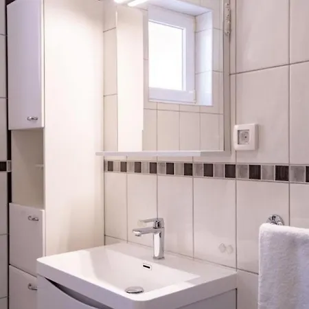 With Parking Space Lopar, Rab - 24754 Apartamento