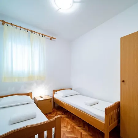 Apartamento With Parking Space Lopar, Rab - 24754 Lopar