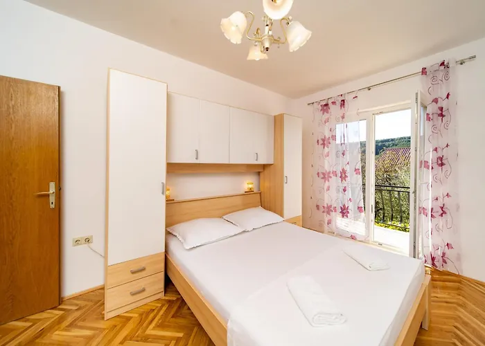 Apartment With Parking Space Lopar, Rab - 24754 Lopar