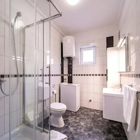 Appartamento With Parking Space Lopar, Rab - 24754 *