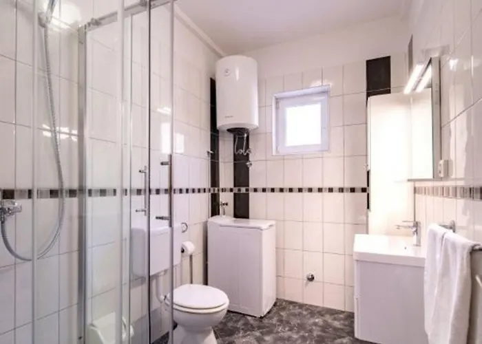 Lägenhet With Parking Space Lopar, Rab - 24754 *