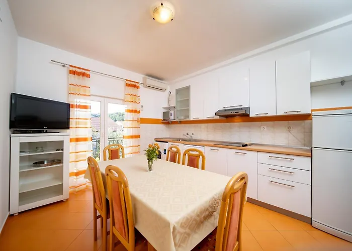 Lägenhet With Parking Space Lopar, Rab - 24754