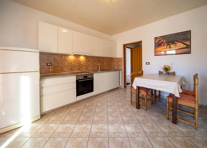 With Parking Space Lopar, Rab - 24754 Lägenhet Lopar